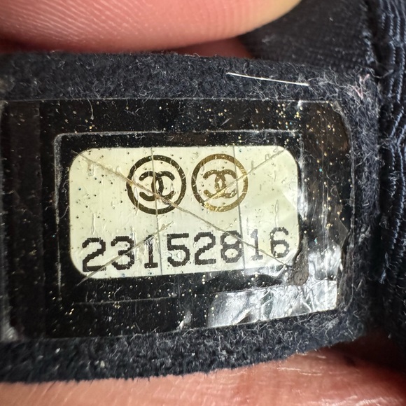 Chanel Chevron Deerskin Bucket Bag-PRICE is FIRM - Picture 11 of 17